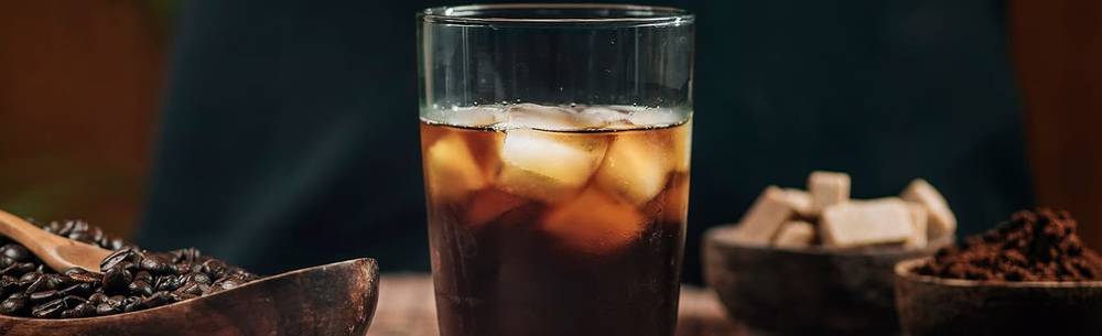 COLD BREW, CZYLI KAWA MACEROWANA NA ZIMNO – CO DODAĆ?