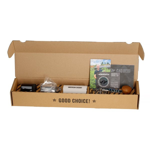 Ręczny młynek Comandante C40 MK4 Nitro Blade - American Cherry